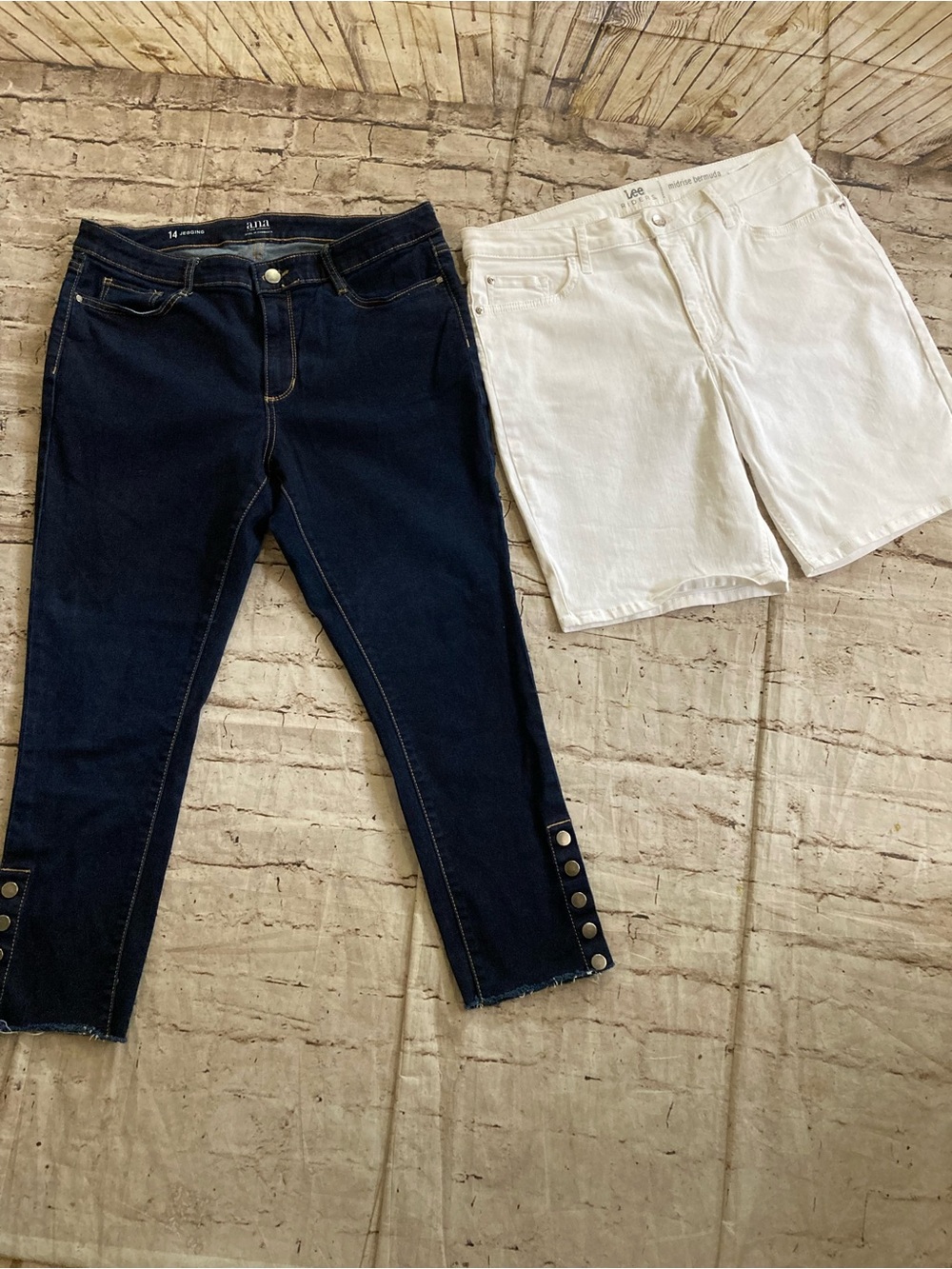 Bundle of 2 a.n.a dark blue, detailed ankle jeans & Lee riders white shorts